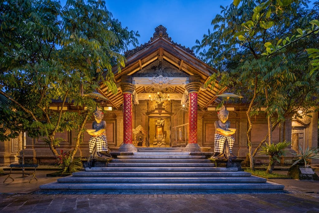 6 Must-Visit Art Galleries and Stages in Bali